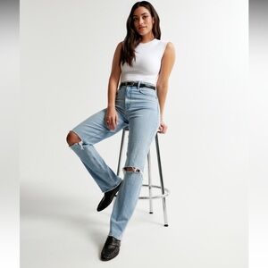 Abercrombie & Fitch Curve Love 90s Straight Ultra High Rise Distressed Jeans